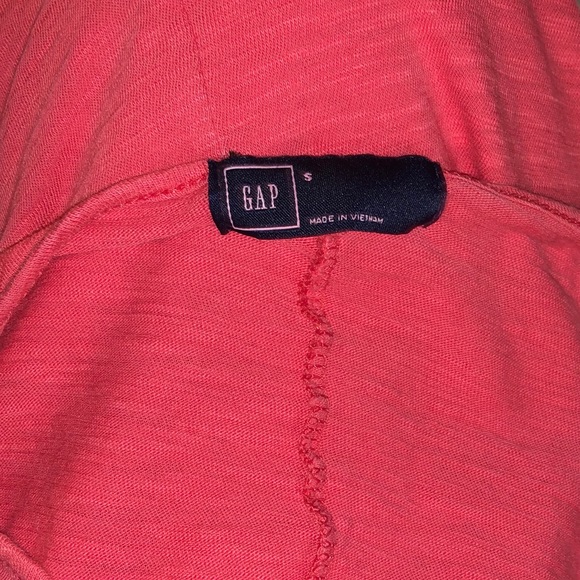 GAP top - Picture 6 of 6